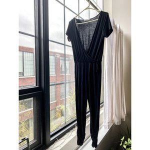 Black short-sleeve romper